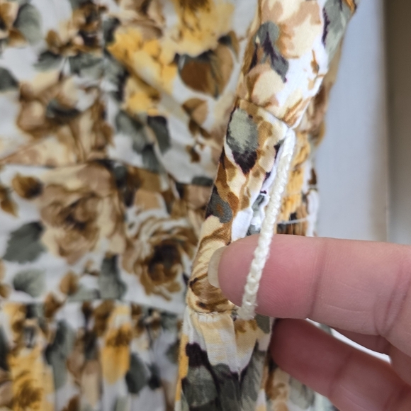 Ivy City Co. Marigold Floral Print Puff Sleeve Midi Dress Size Small Cottagecore - Picture 11 of 11